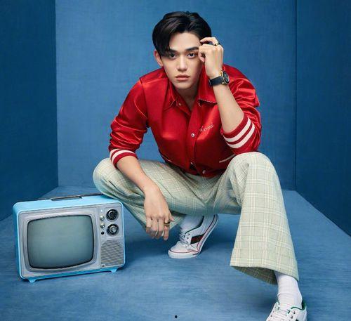 黄旭熙最新爆料文章,揭秘娱乐圈不为人知的幕后真相